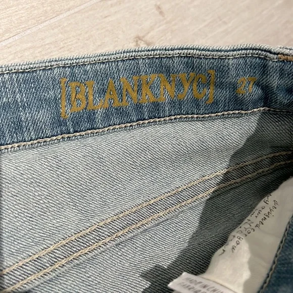 NWOT Blank Nyc Embroidered Jean Cutoff Shorts 27 - Picture 8 of 8